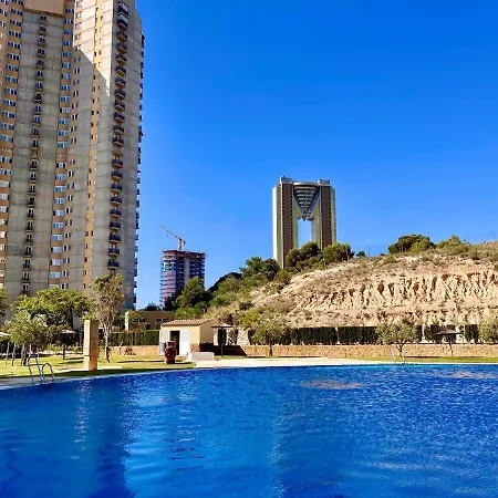Bonito Con Piscina Apartman *