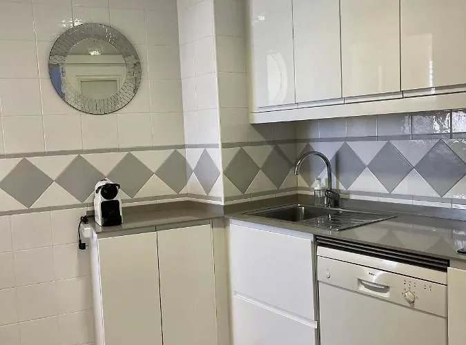 Bonito Con Piscina Apartamento *